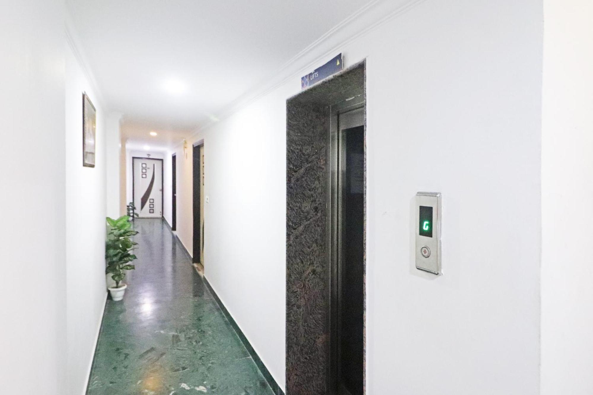 Clink Airport Stay -Nueva Delhi Exterior foto
