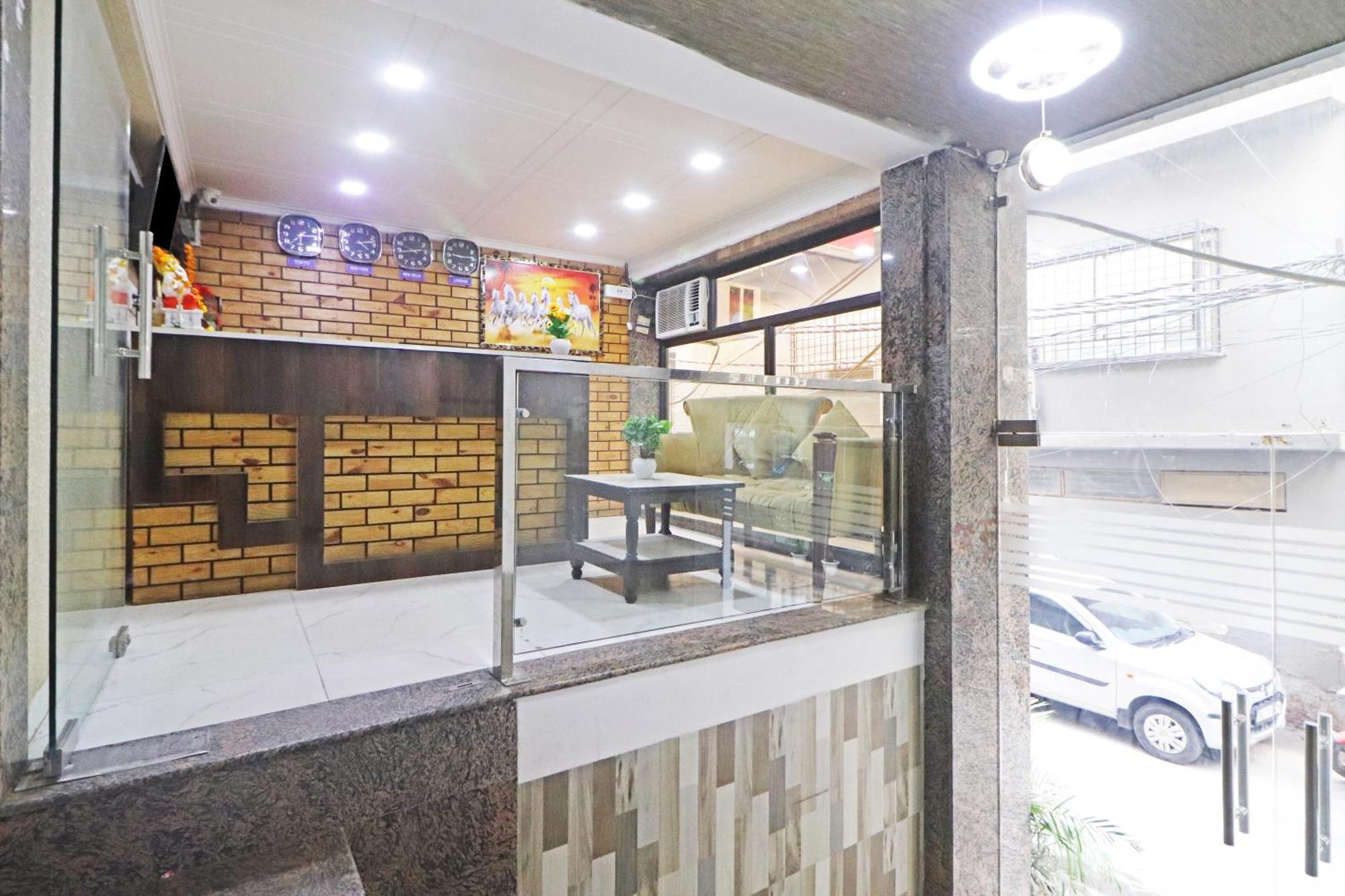 Clink Airport Stay -Nueva Delhi Exterior foto