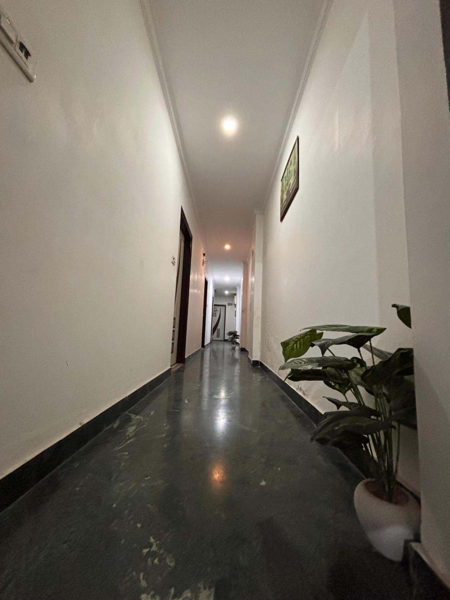 Clink Airport Stay -Nueva Delhi Exterior foto