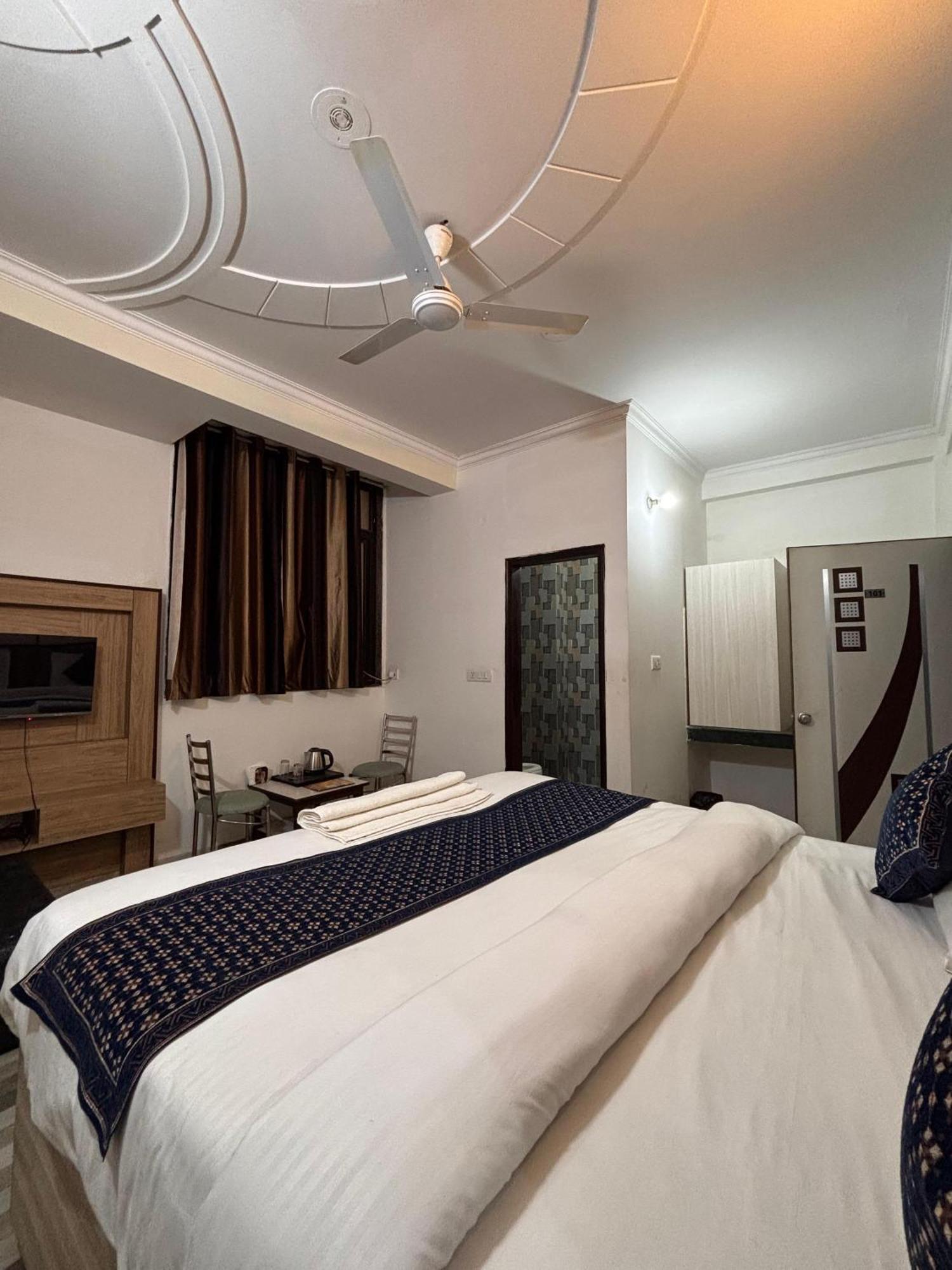 Clink Airport Stay -Nueva Delhi Exterior foto