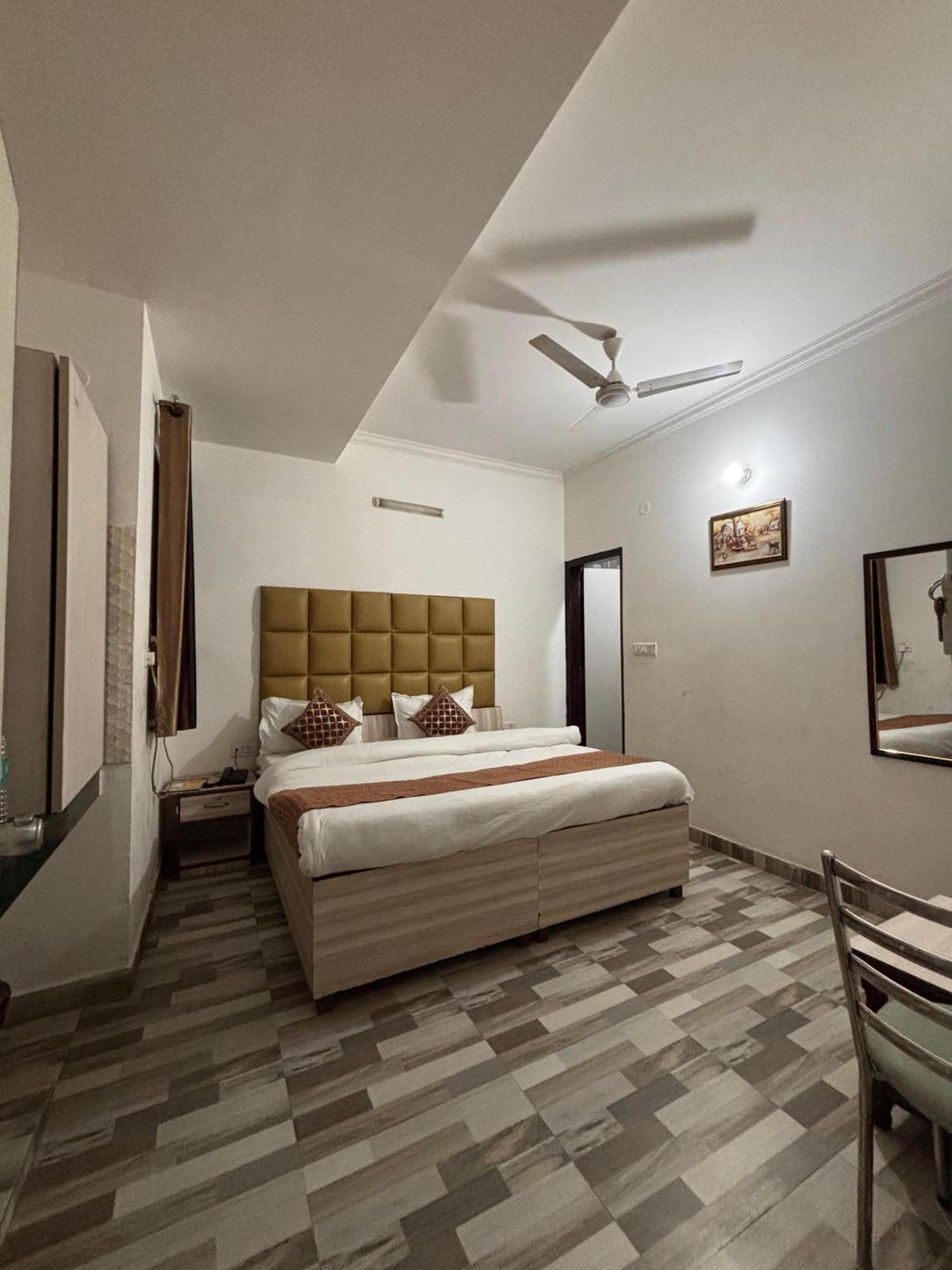 Clink Airport Stay -Nueva Delhi Exterior foto