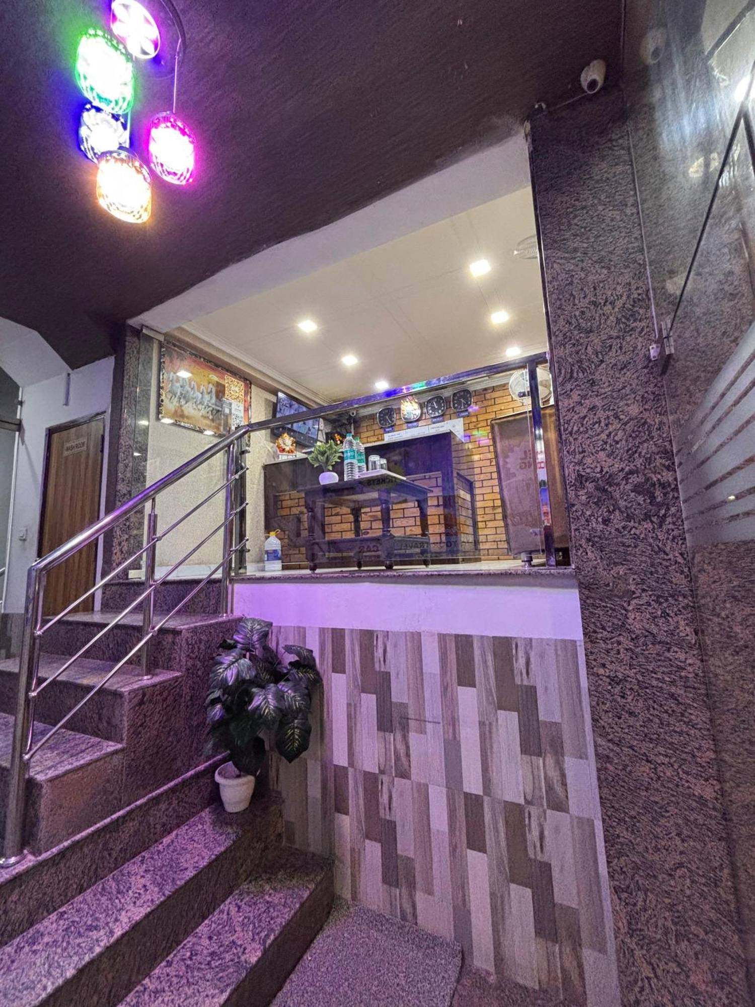 Clink Airport Stay -Nueva Delhi Exterior foto